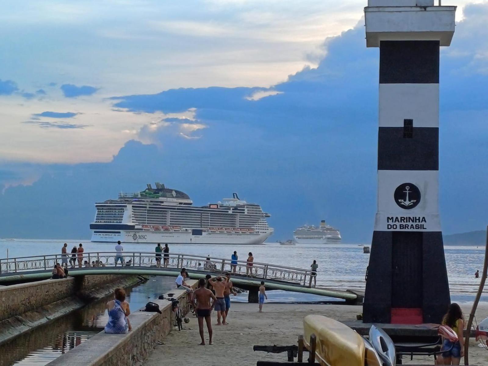 Kitnet Na Ponta Da Praia ,Santos, A Uma Quadra Da Praia, Proximo Ao Aquario Apartamento Exterior foto