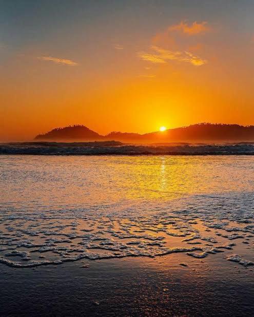 Kitnet Na Ponta Da Praia ,Santos, A Uma Quadra Da Praia, Proximo Ao Aquario Apartamento Exterior foto