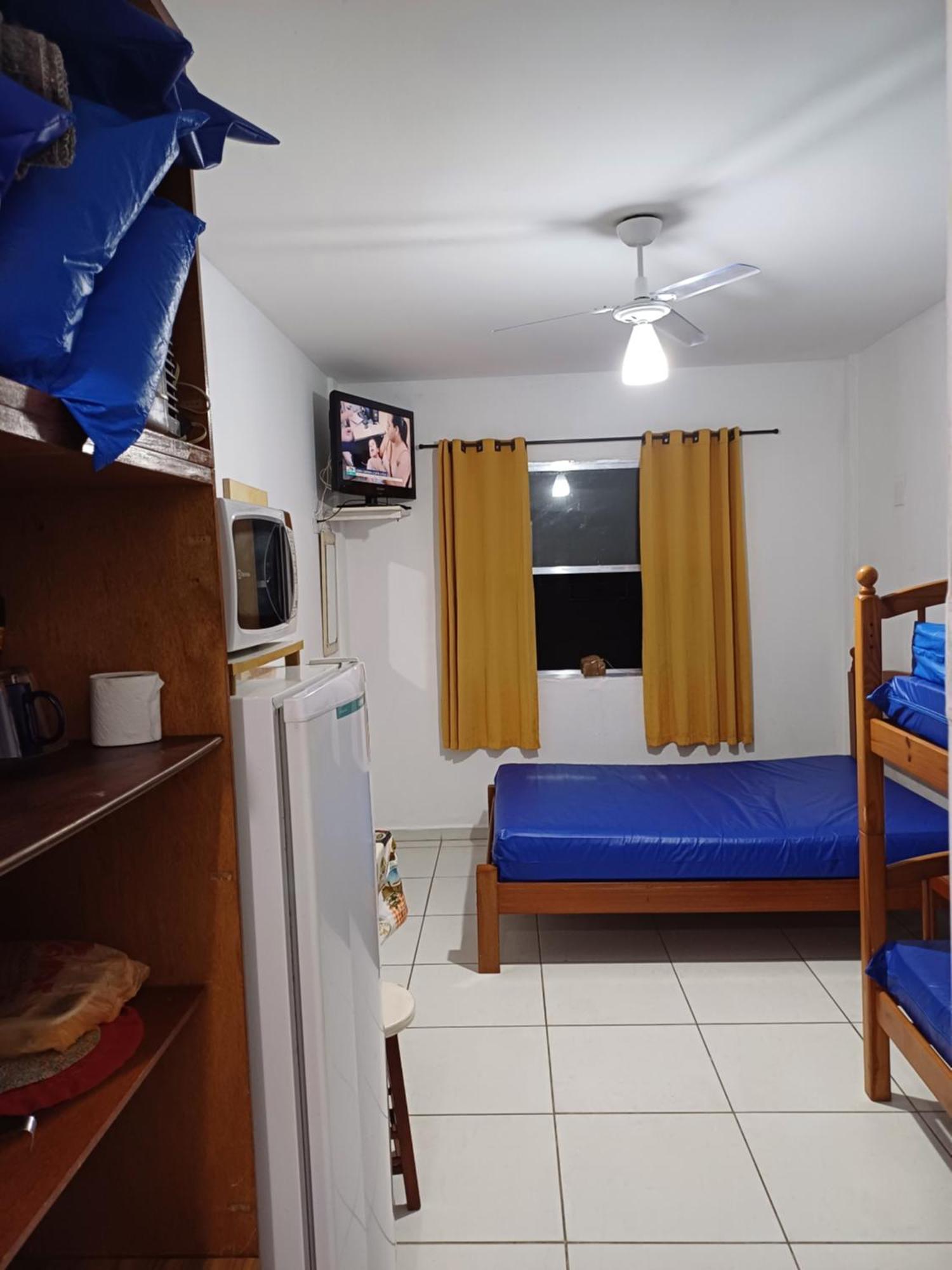 Apartamentos em Santos, Ponta da Praia ,apartamento com wi fi , apartamento standard sem wi fi , quadra da praia Santos (Sao Paulo) Quarto foto